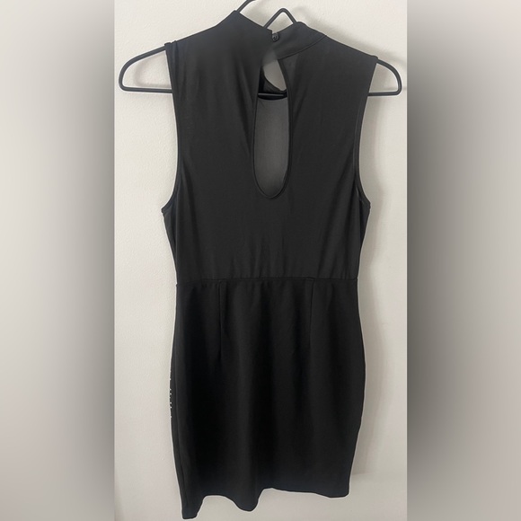 PAPAYA Mini Cocktail Dress
Size Large - Picture 2 of 5